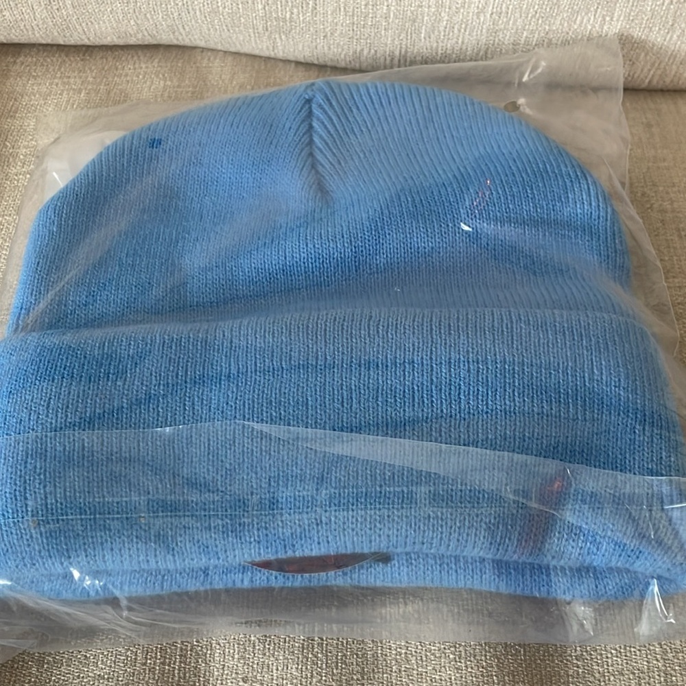 Hat - Picture 2 of 3